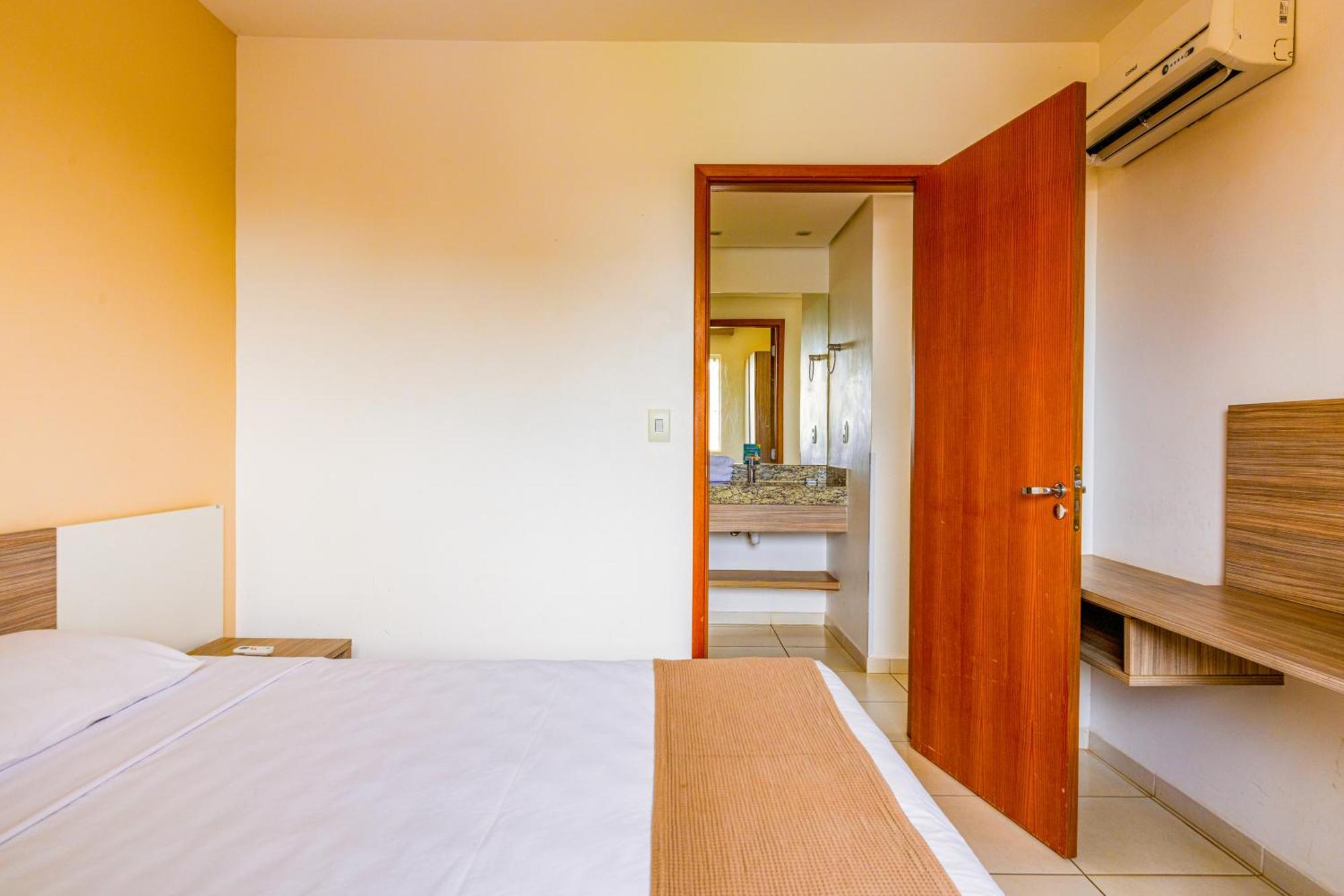 Prive Riviera Park Hotel Caldas Novas Exterior foto